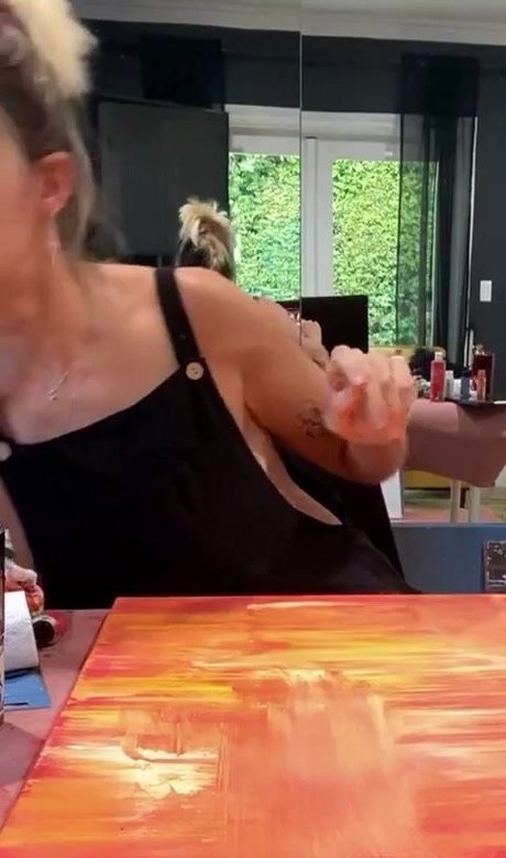 curvy girls onlyfans free xxx image