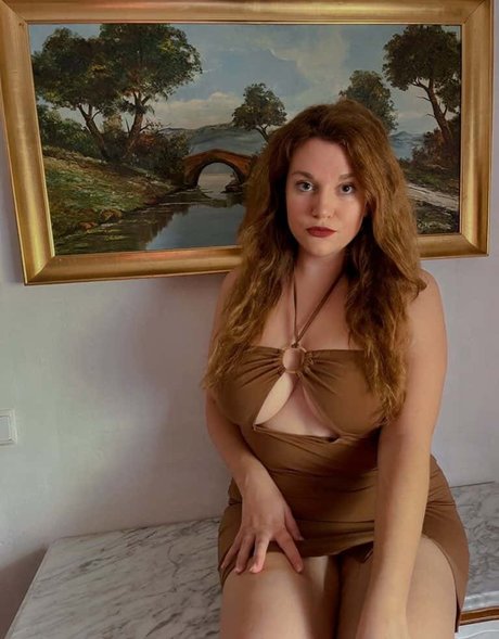 Carmen Curvy pornstar perfect archive