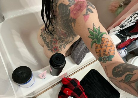 Little Doll star naked img