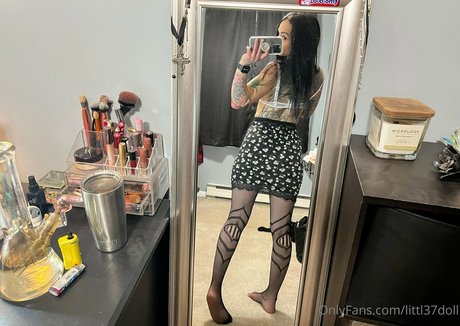 Little Doll nudes pornstar photos