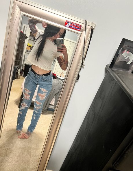 Little Doll pornstar xxx archive