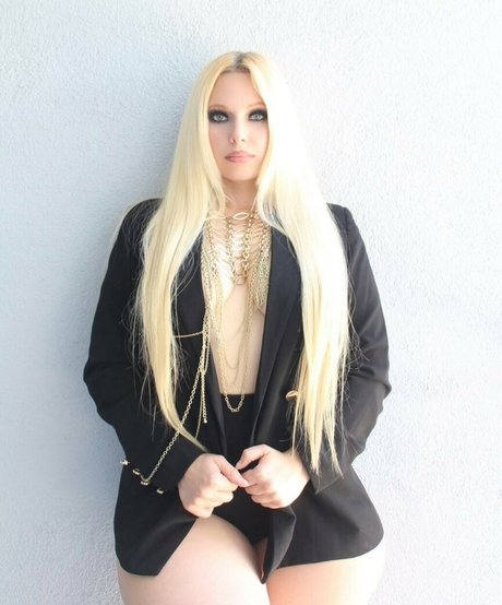 amethystfaymusic star nudes galleries