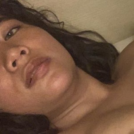 bella daisy beautiful model picture