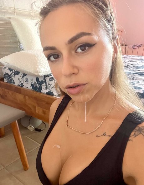 ms twine grace top model photos