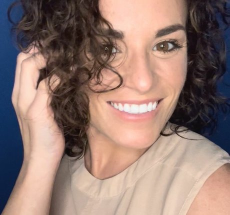 Julie Stackhouse model hot picture