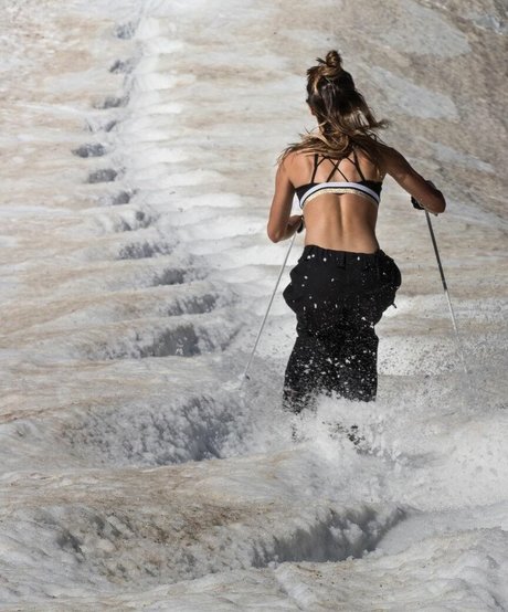 Perinne Laffont model nudes pics