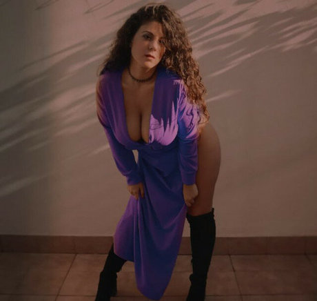 Davinia Fructuoso model exclusive img