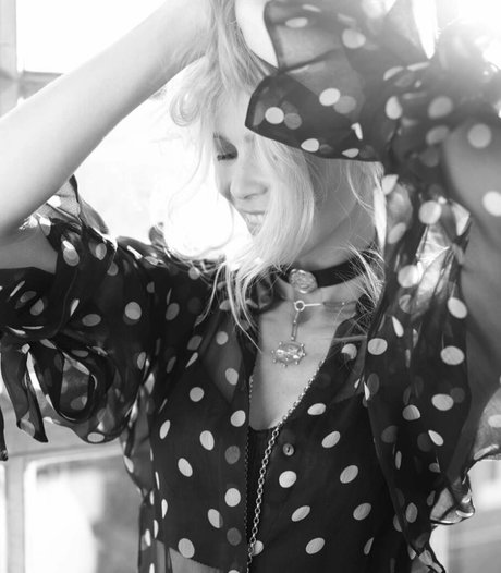 Claudia Schiffer adult actress gallery