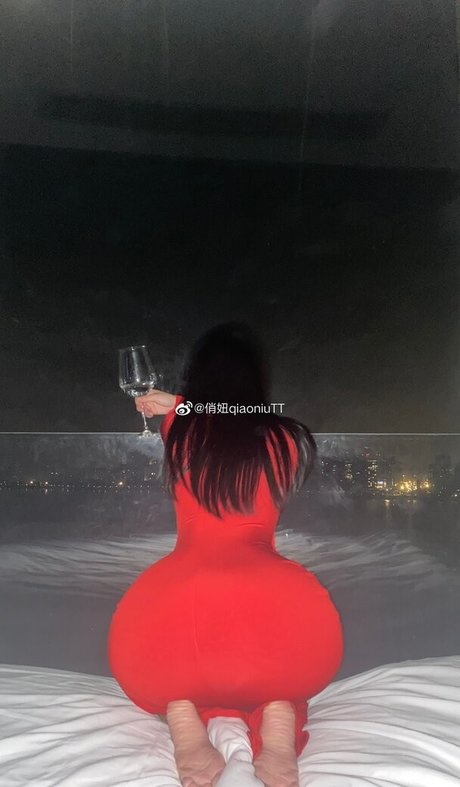 QianniuTT pornstar galleries