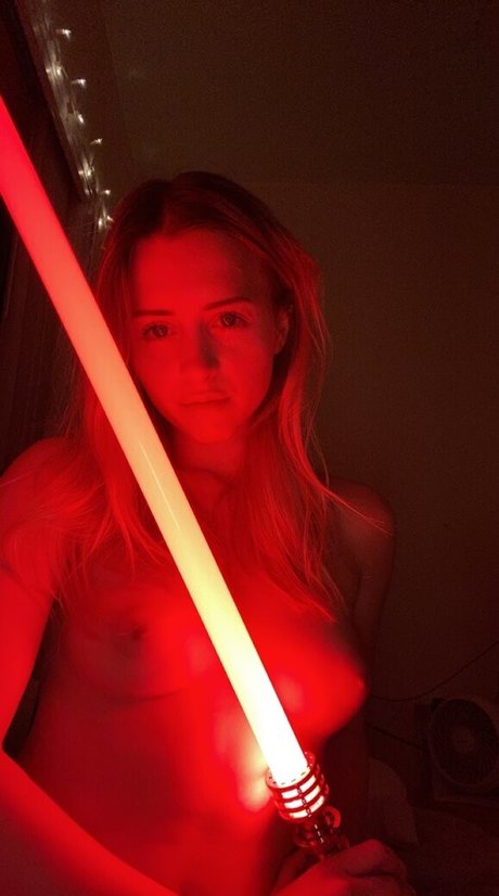 lilnicole naked model image