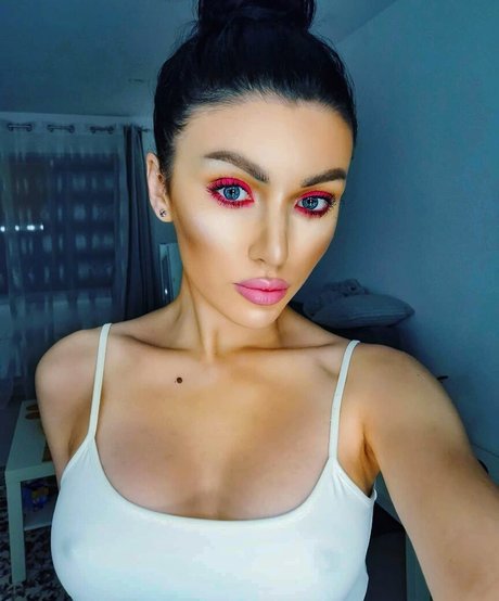 Denise Caissim star hd picture