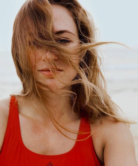 Sophia Florsch star top photo