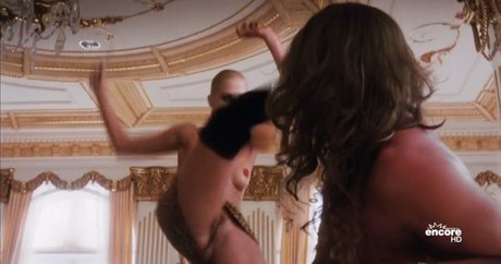 Elizabeth Berkley hot star picture