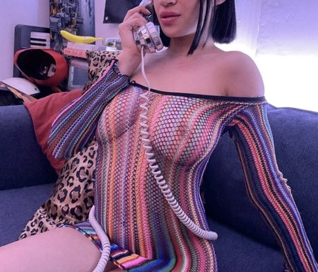 lilbabyhenness1 pornstar high quality pics