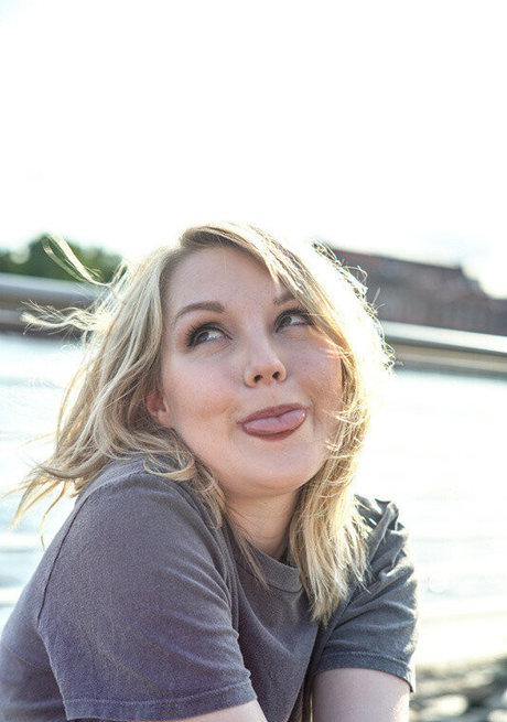 Liechee naked model pic