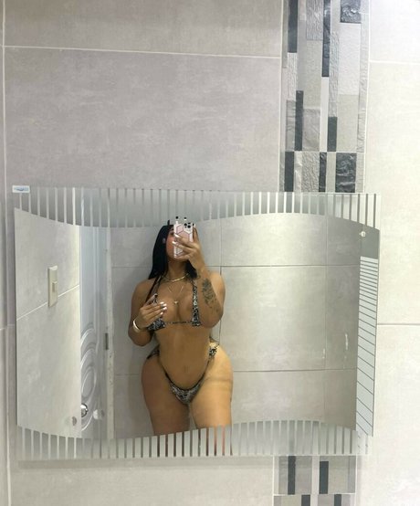 Darlyn Castillo star top images