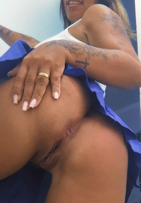 DjNanda star naked pics