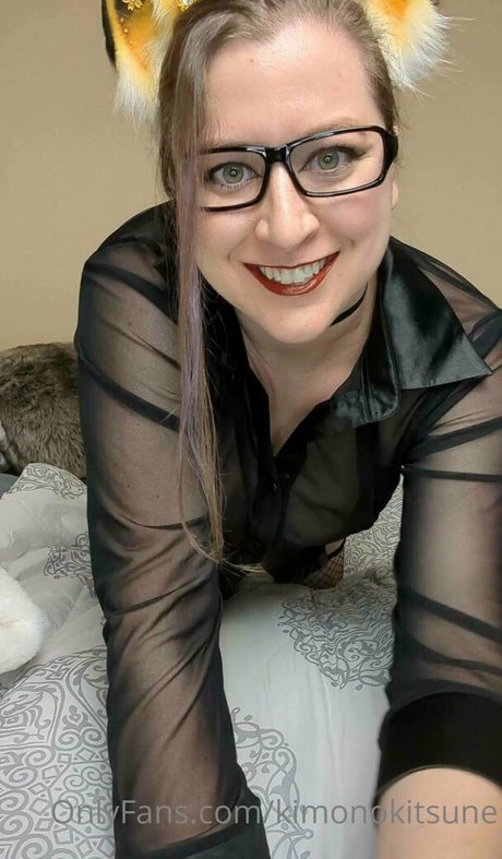 Lady Kitsune pornstar pretty gallery