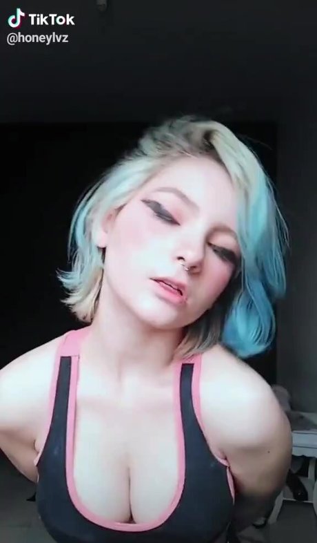 Honeylvz star xxx galleries