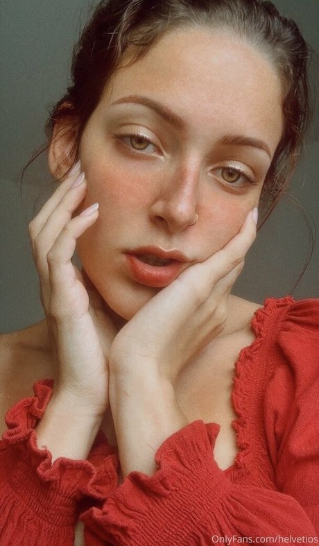 Oriana Leal model high quality picture