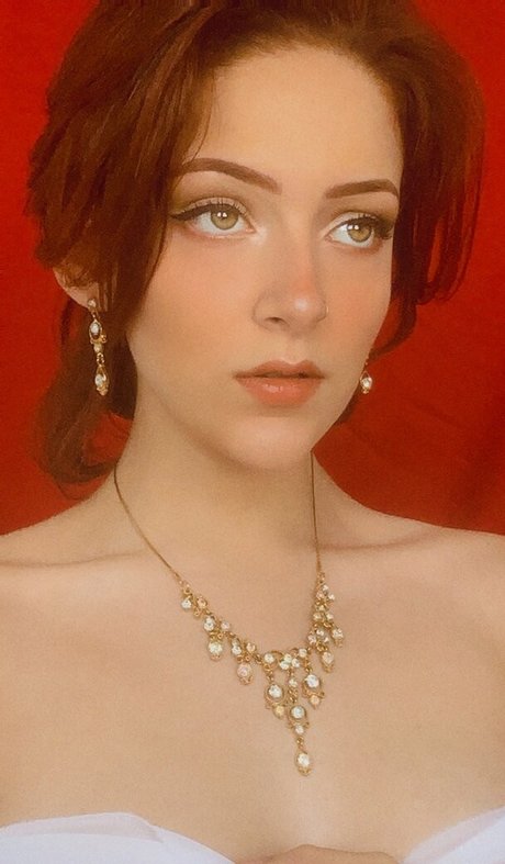 Oriana Leal exclusive model photo