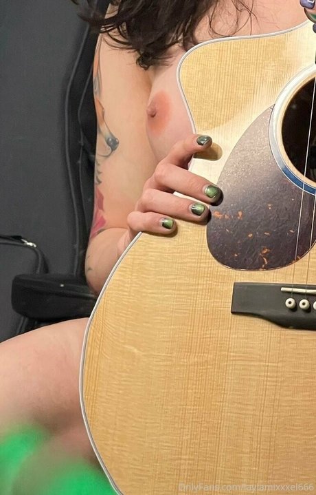 Laytar pornstar pretty gallery