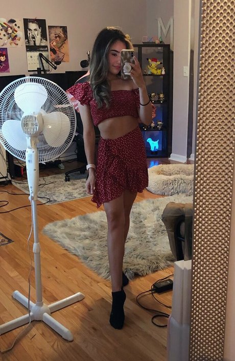 Melipastel star pornographic photos