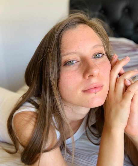 Tamifruit model art pics