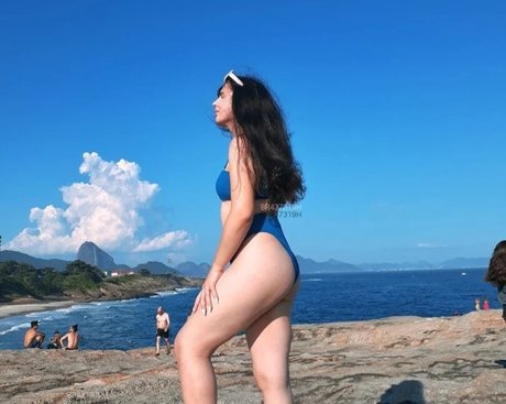 Isadora Amorim sex model galleries