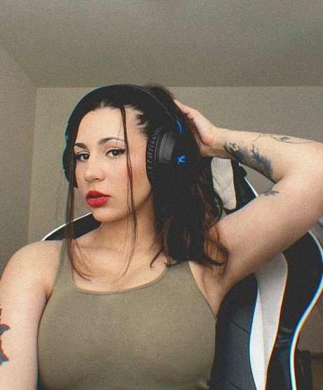 Vereunka star sexy pictures