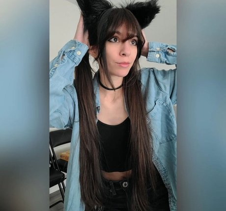 MaryMaybe art actress archive