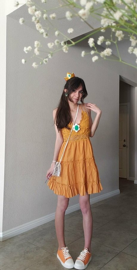 MaryMaybe best model galleries