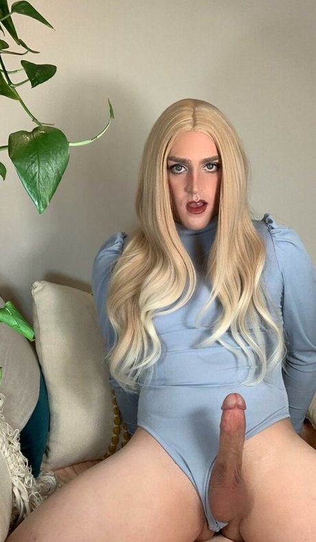 Cdkylie_ star top pictures