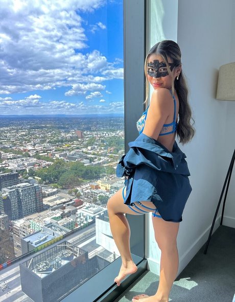 Bebiducky34 exclusive actress gallery