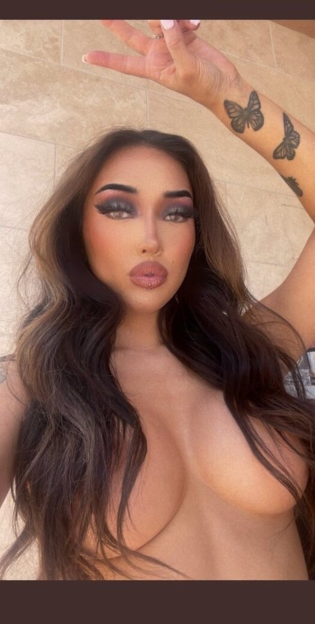 Mia Bunny star xxx archive