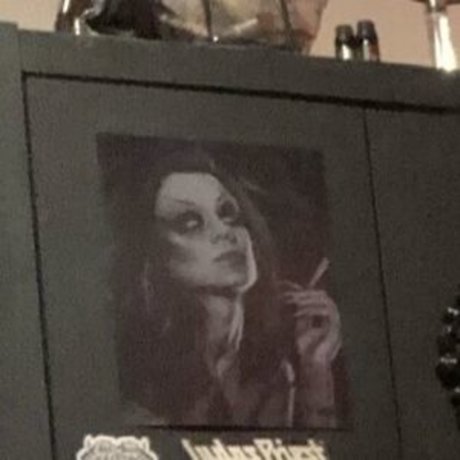 Signofthewolf model nude gallery