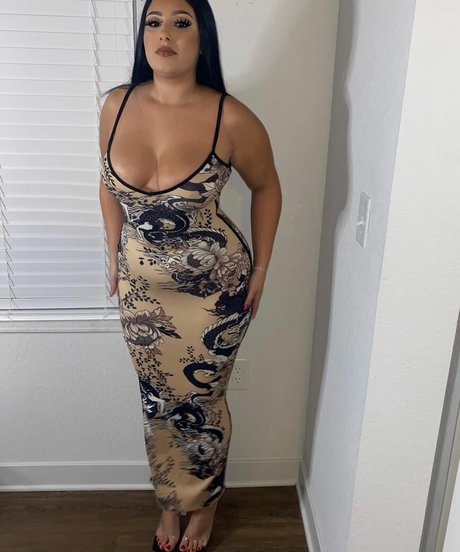 Victoriaines model xxx picture