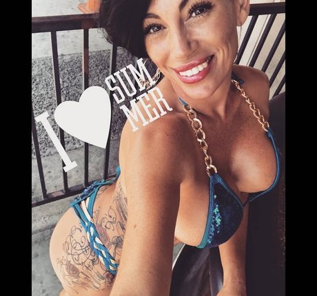 Stefanie McCleary nice model photo