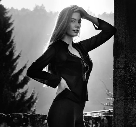 Lea Chloe model perfect pictures