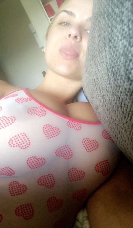 theallamericanbadgirl model nudes photos