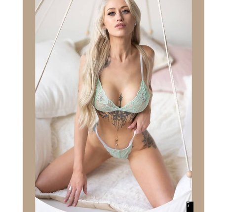 Charley Rayee sexy star pics