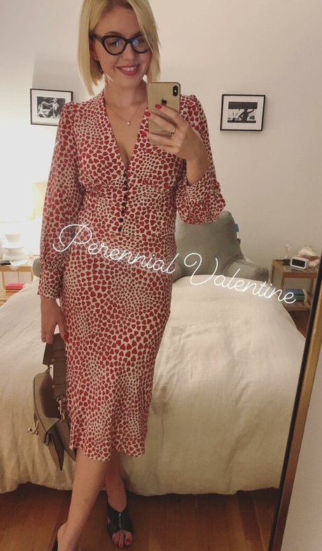 Vivienne Cole hot star img