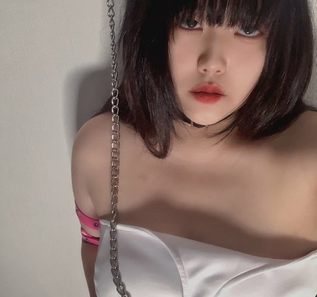 yul off star erotic photo