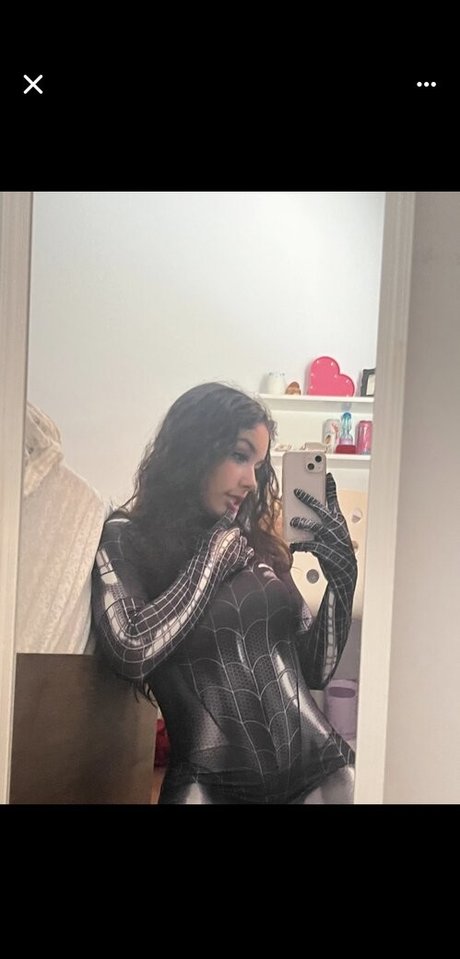 Alee babes model hot image