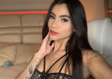 Paloma Salvatore art actress pics