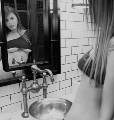 Silvina Luna porn actress archive