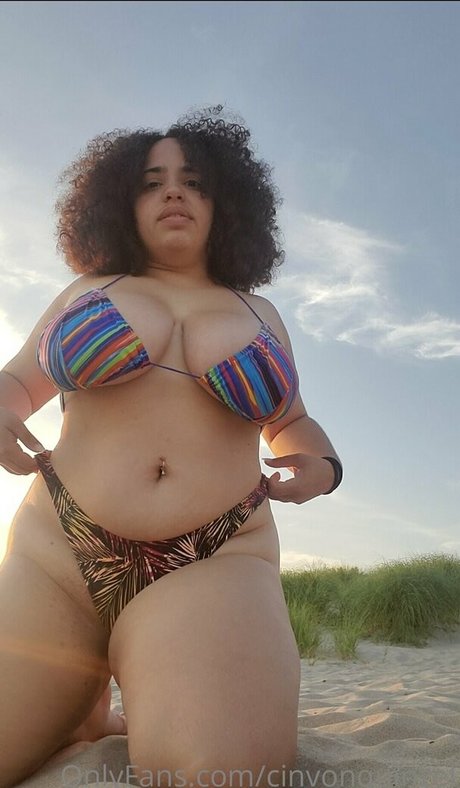 Cin Von Quinzel model sexy galleries