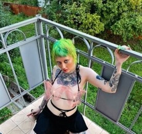 Dasha Druzhe pornstar exclusive gallery