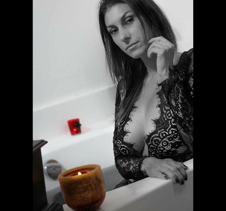 LheaAlisha art model galleries