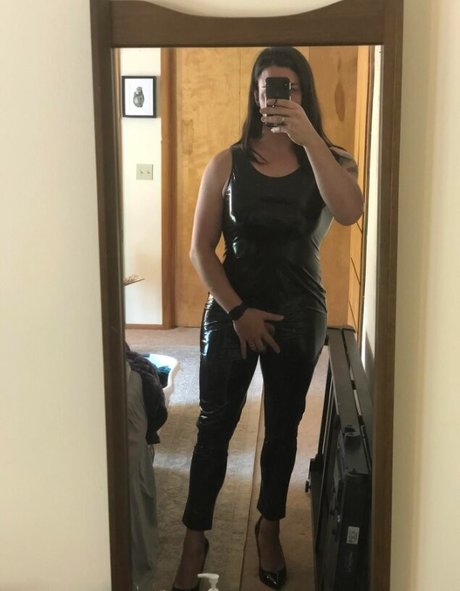 Ms Amber Guesa pornstar perfect photo